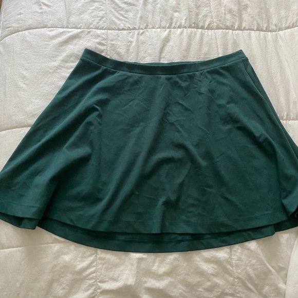 Old Navy Plus Size Green Circle/Skater Skirt - Picture 1 of 1